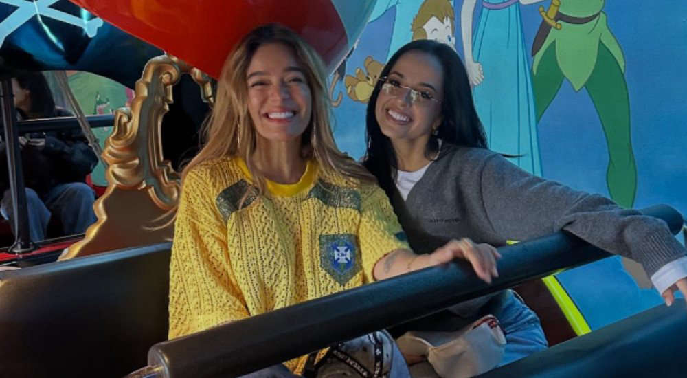 Karol G y Becky G se reencontraron en Disneyland París: ¿se viene nueva colaboración?